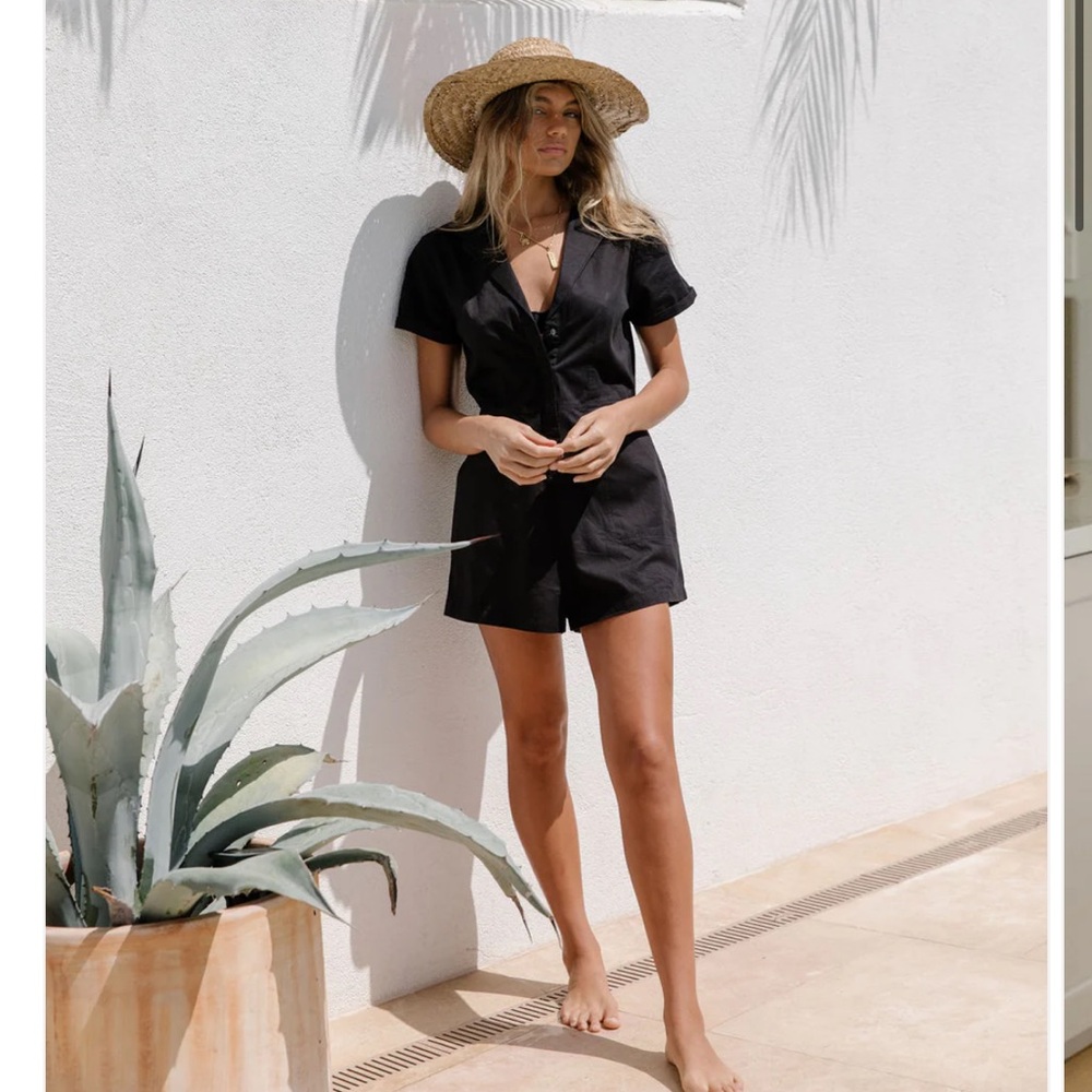 XIX Palms Pompeii Romper, NWT